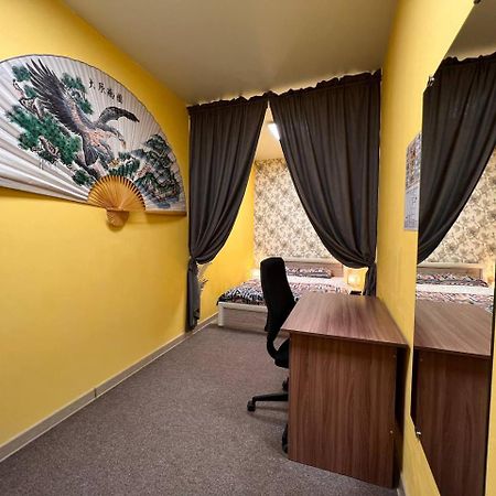 Рой Hostel Almaty Luaran gambar