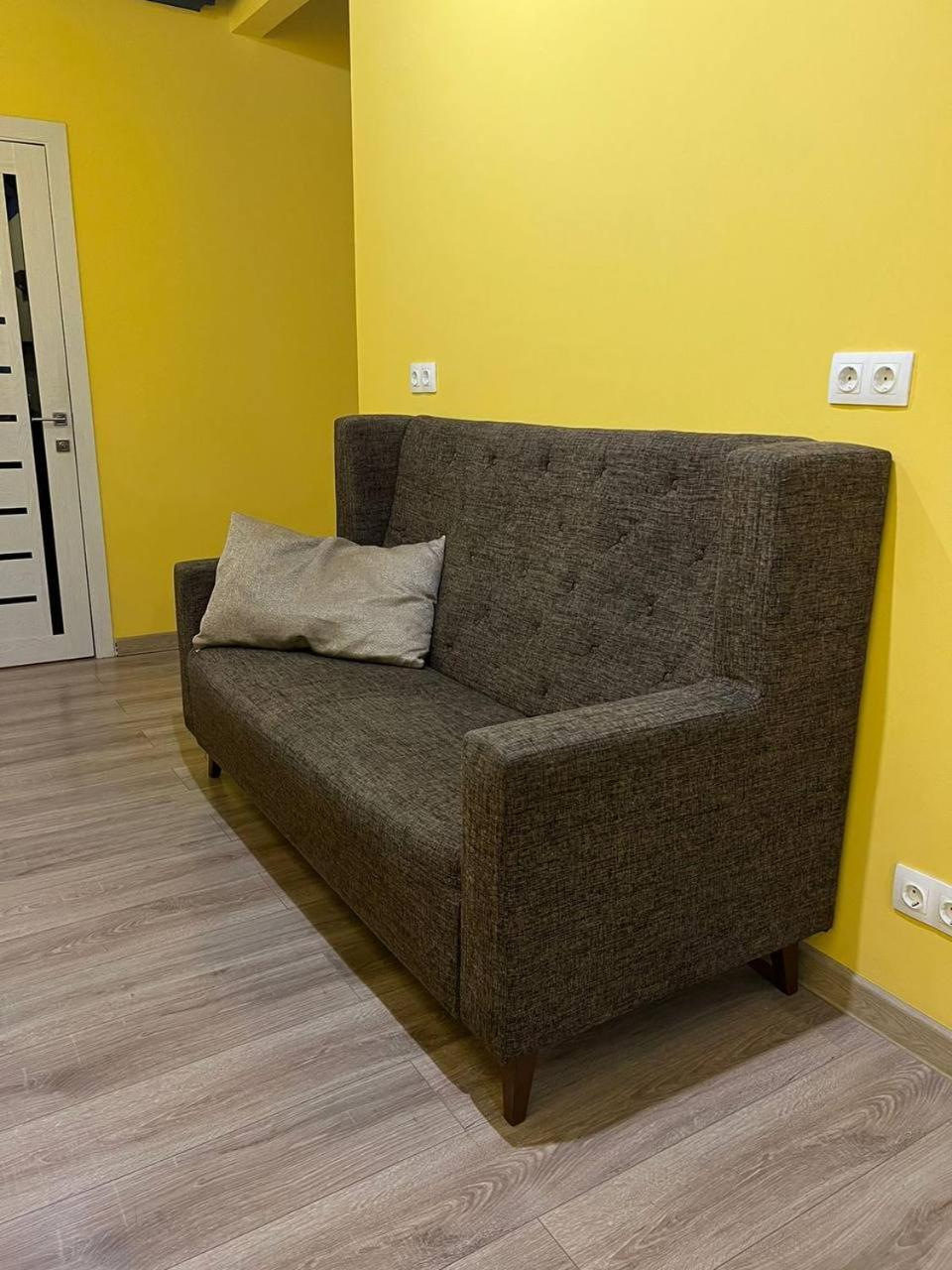 Рой Hostel Almaty Luaran gambar